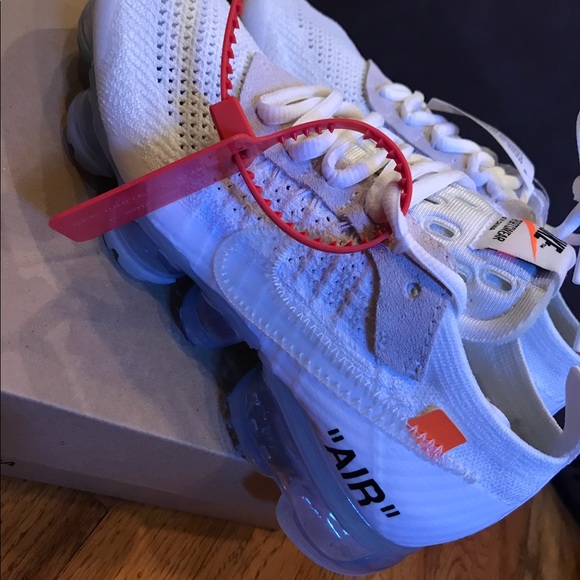 Air Vapormax X Off-White "The Ten" size 4 - Picture 3 of 7